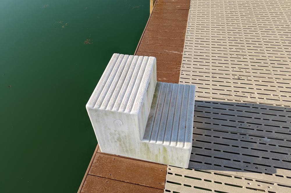 DIY-Boat-Swim-Platform-Step-02