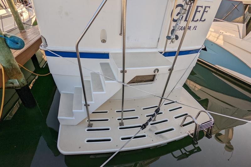 Hurricane Sundeck 2690 Boating World