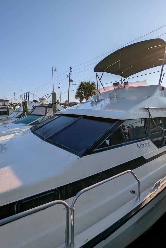 Manitou XPlode XT 23 SRS Boating World